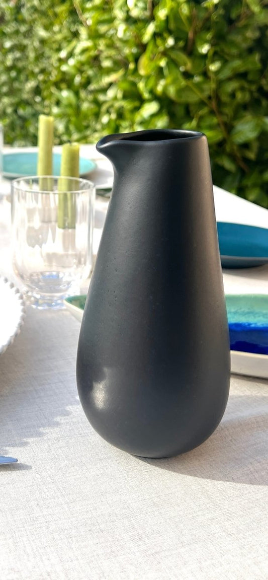 ALTO - Carafe noir en grès - B&Inside