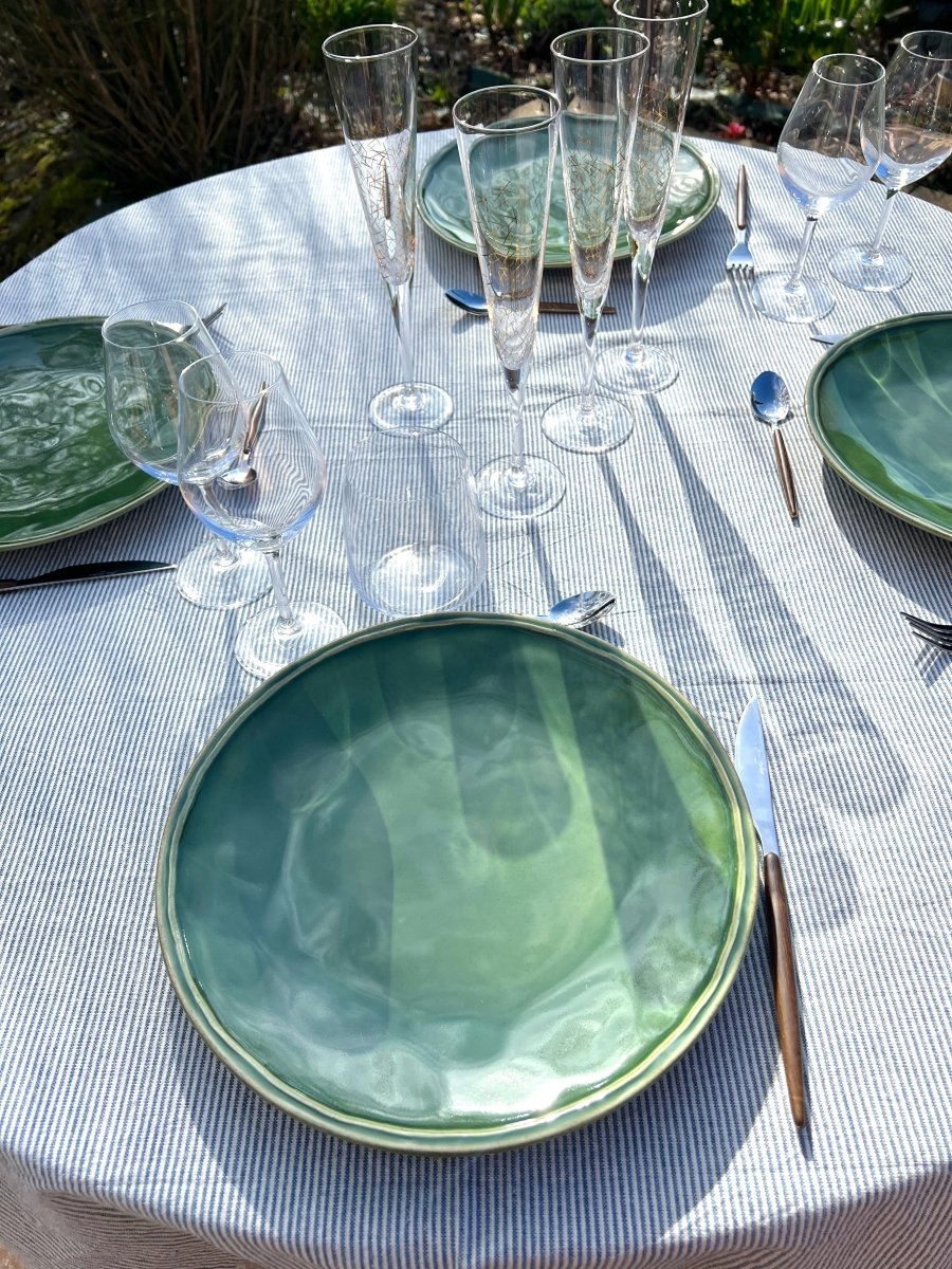 Assiette Plate FONTANA en grès vert - B&Inside