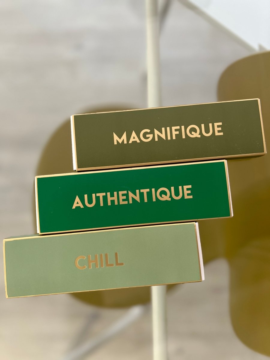 ENCENS 30 Bâtonnets avec support: L'art du bien - être en trois parfums" - B&Inside