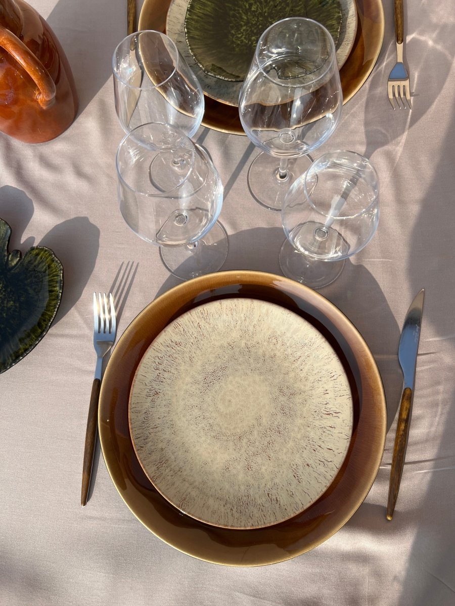 RIVIERA - Assiette plate terre - noir - B&Inside