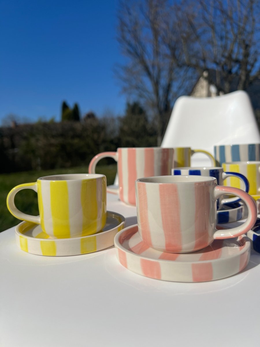 STRIPES EXPRESSO - Tasse et sous tasse de "Magazin Minori" - B&Inside