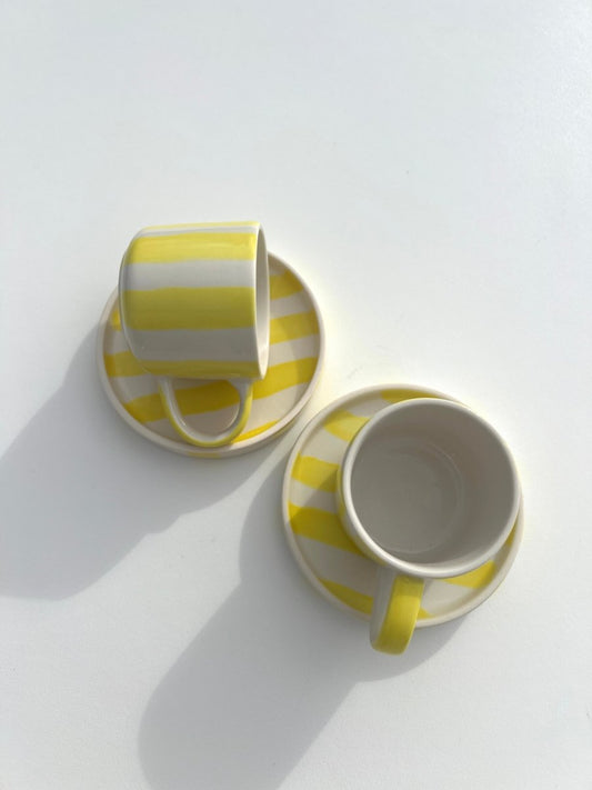 STRIPES EXPRESSO - Tasse et sous tasse de "Magazin Minori" - B&Inside