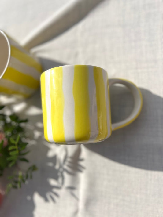 STRIPES - Mug à rayures de " Magazin Minori" rose - jaune - bleu - B&Inside