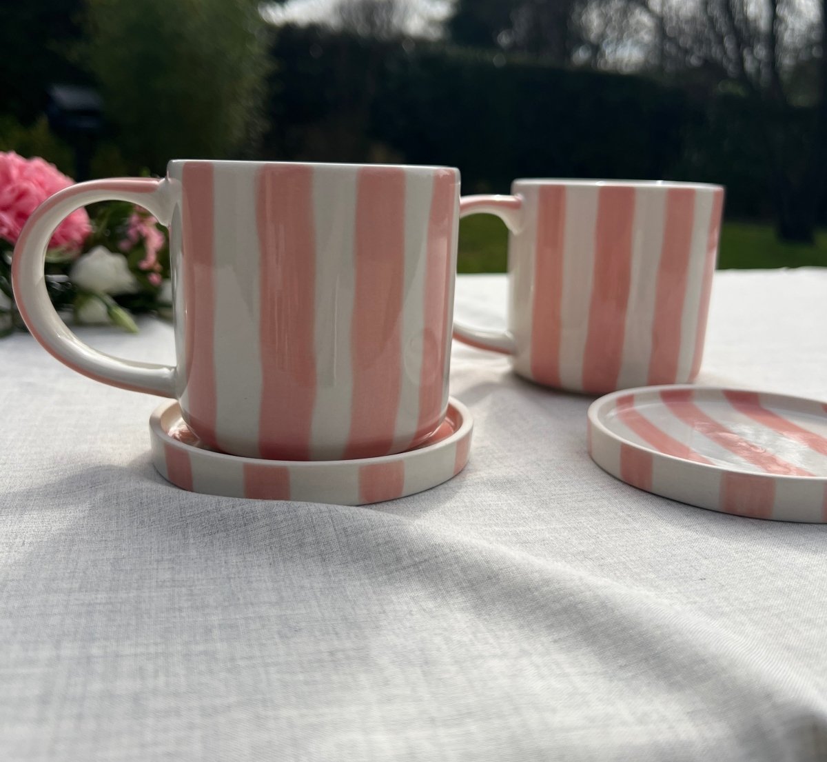 STRIPES - Mug à rayures de " Magazin Minori" rose - jaune - bleu - B&Inside