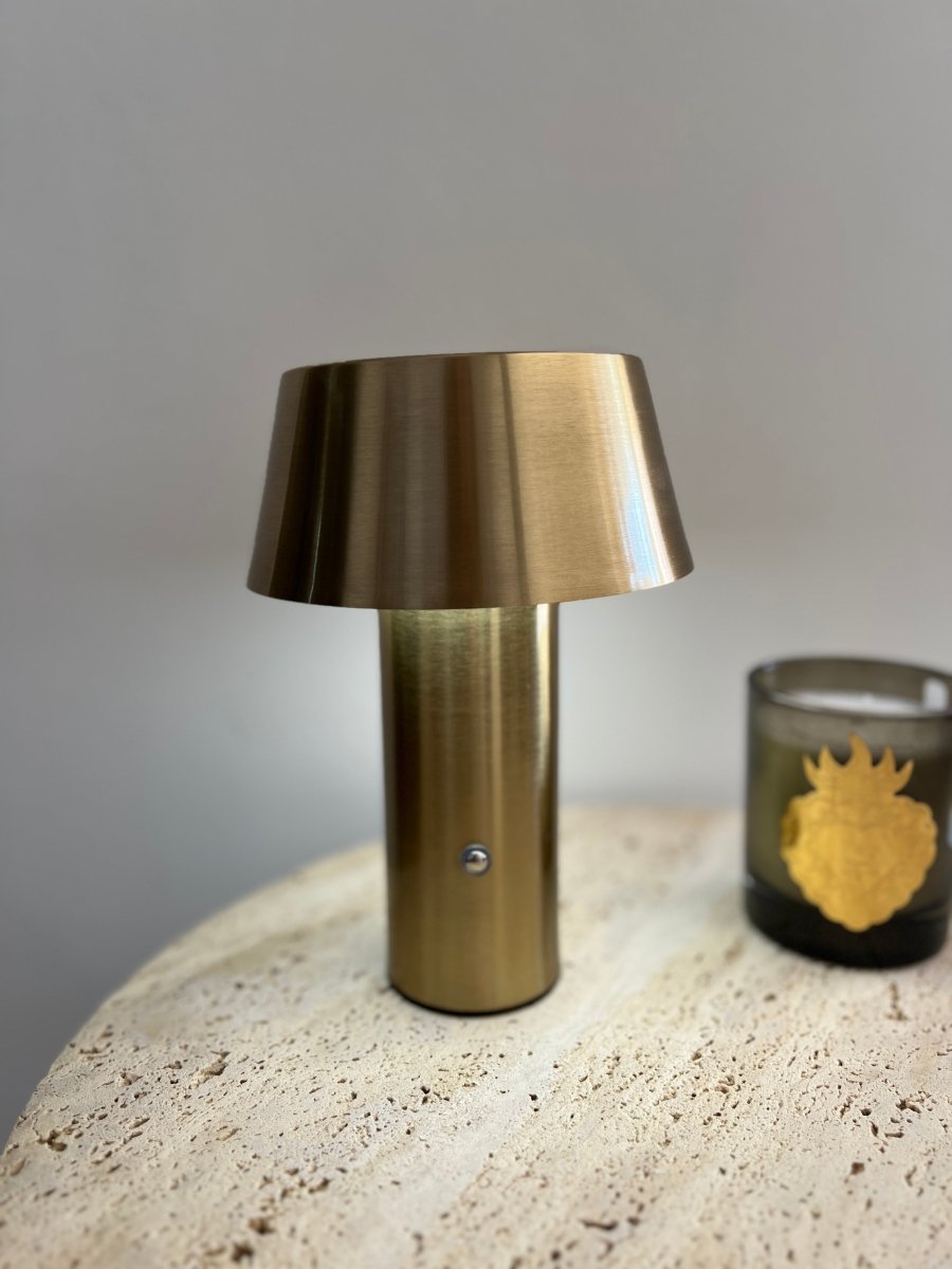 VAGABONDE : Lampe de table dorée - B&Inside