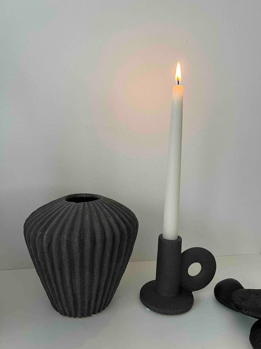 Vase gris anthracite LUKA structure rainurée - Design Moderne - B&Inside