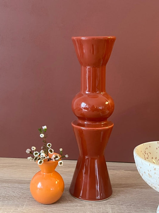 Vase MIRA rouge - Vase design pour fleurs longues tiges 30cm - B&Inside