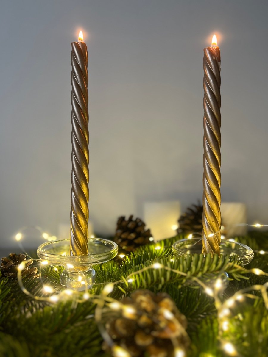 VIKI : Bougies de table torsadées dorées - B&Inside