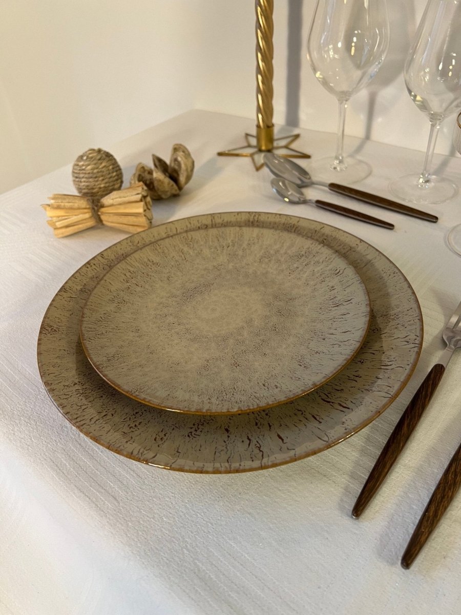 Assiette à dessert en grès beige ANTIBES - B&Inside