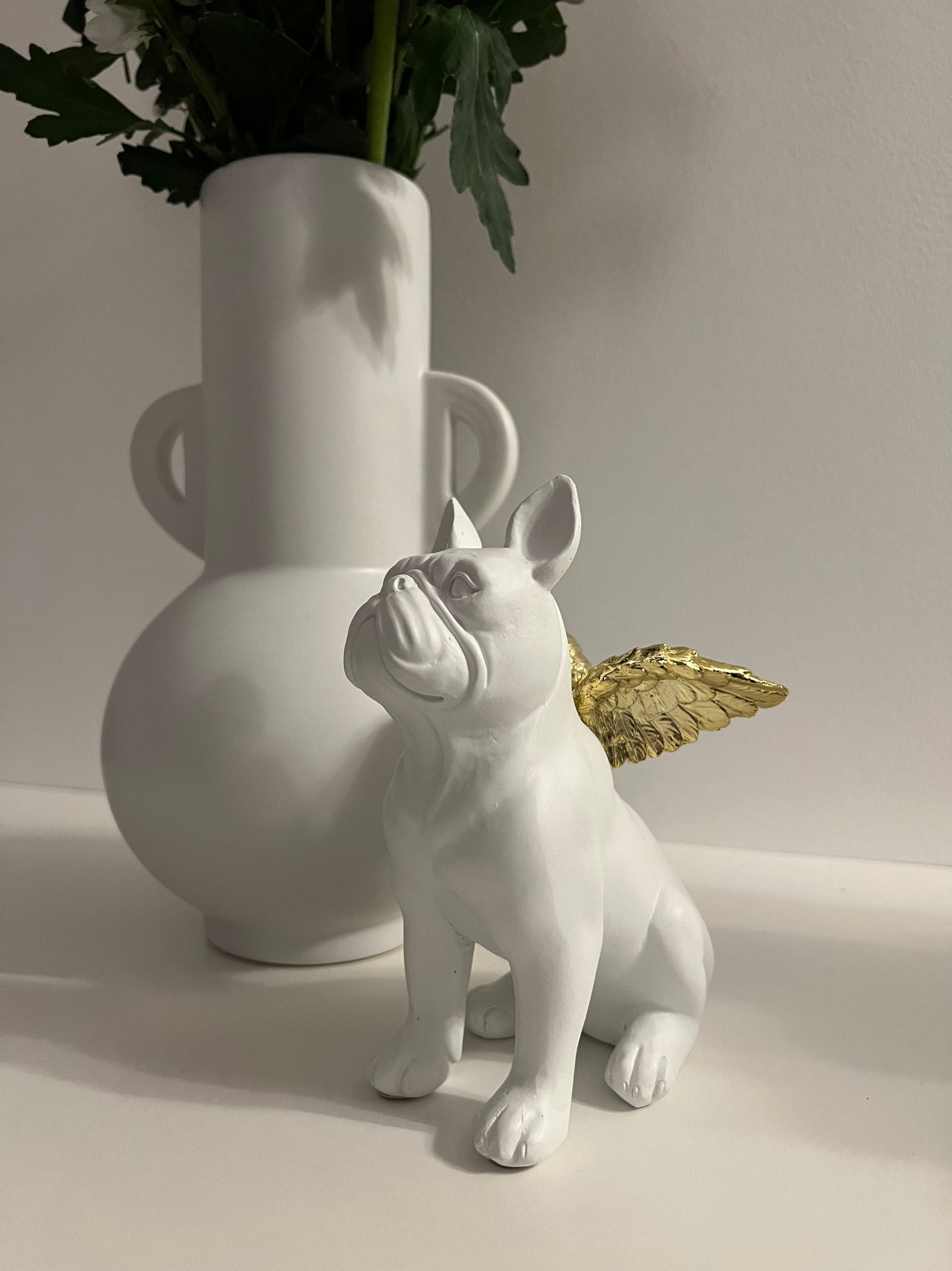 FLYING MINI DOG - Chien bulldog ailé blanc - B&Inside