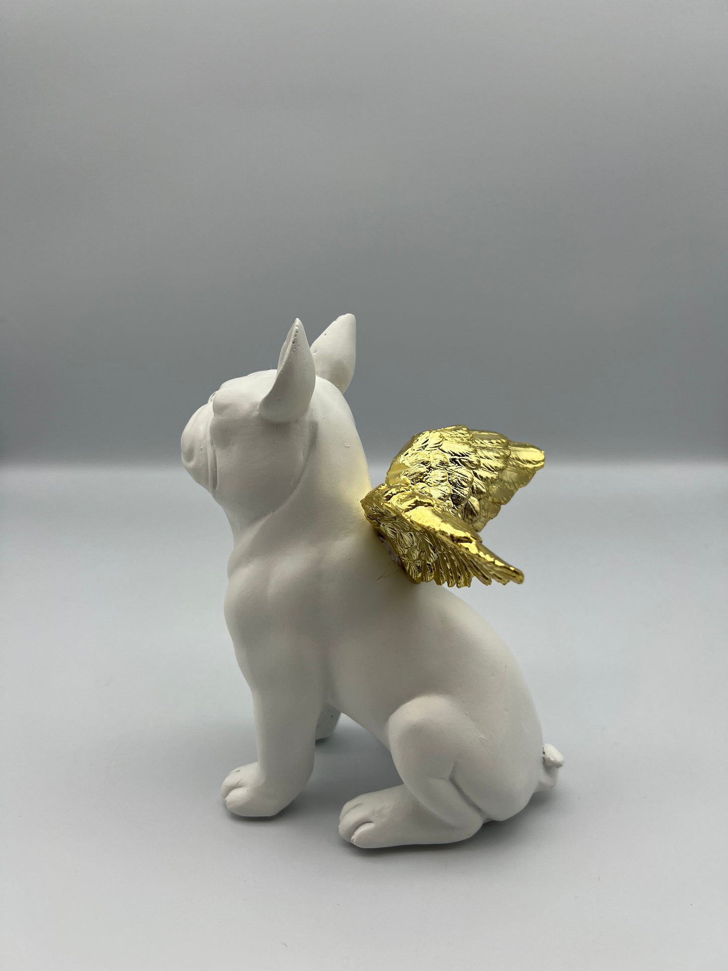 FLYING MINI DOG - Chien bulldog ailé blanc - B&Inside