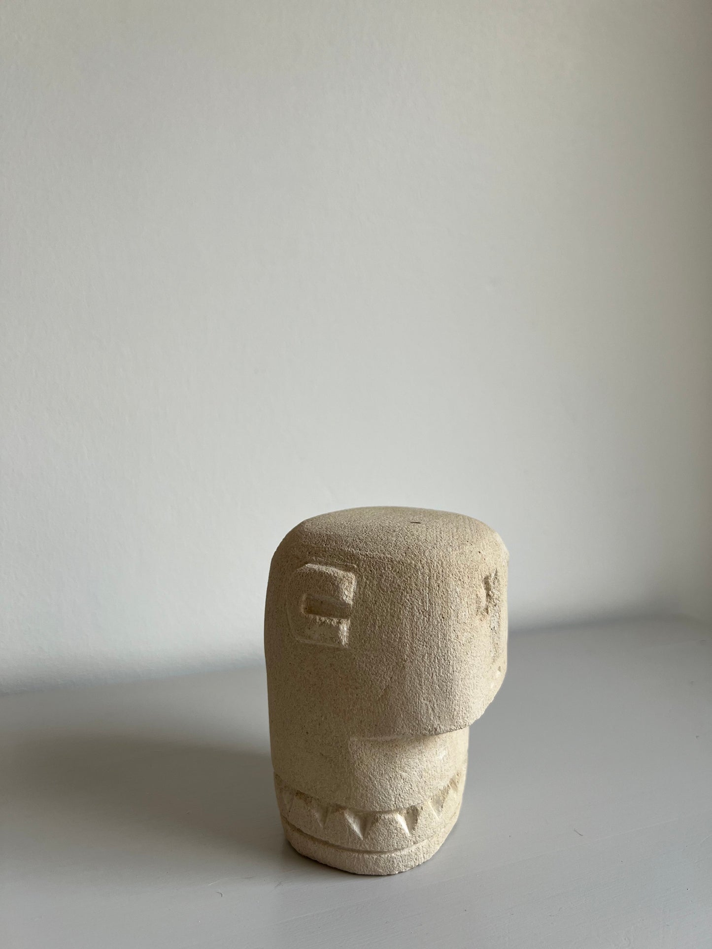 TACIPI - Statue en pierre Statuette B&Inside
