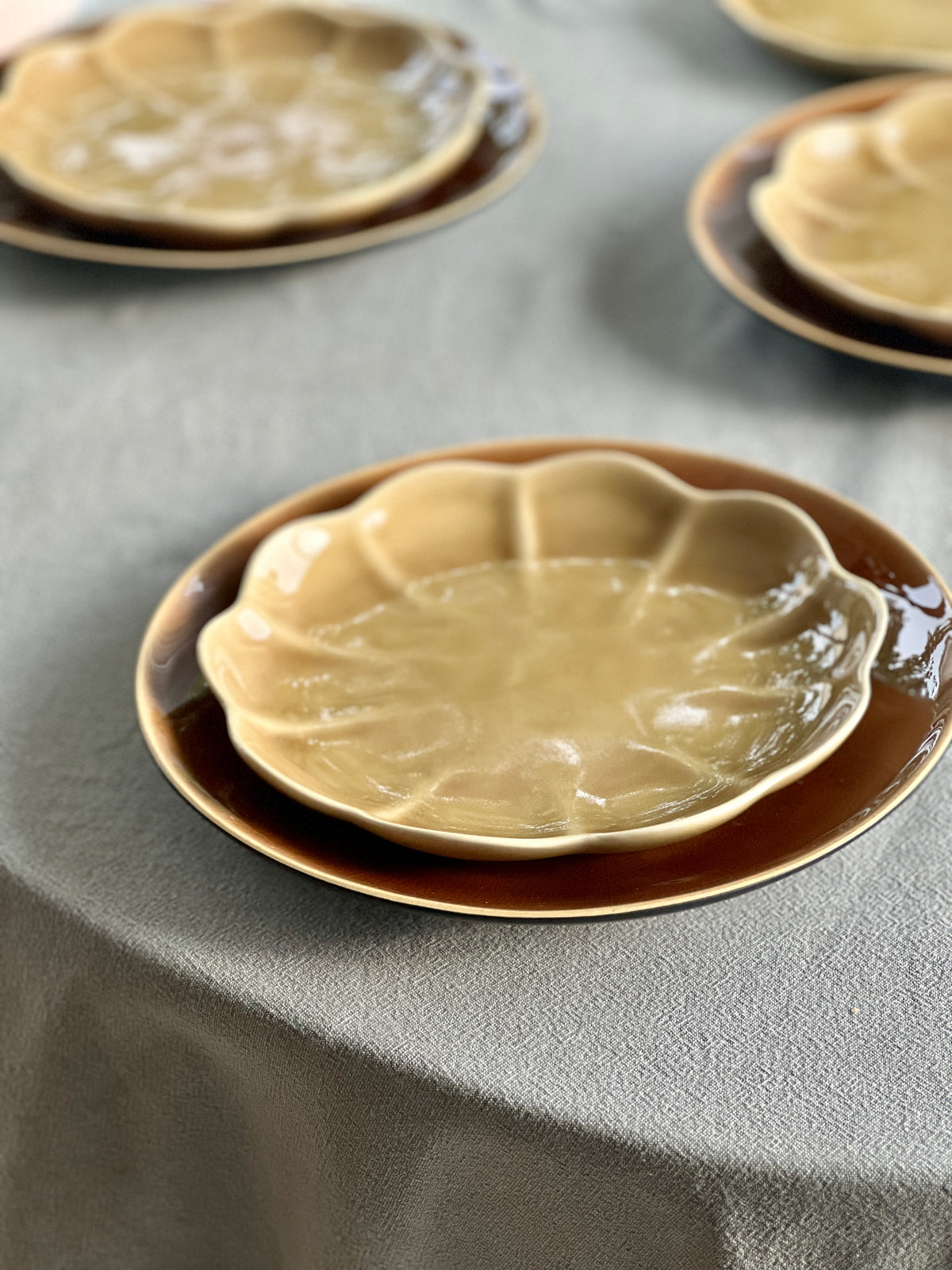 Assiette à dessert en forme de fleur – ALBA – Ø 22 cm