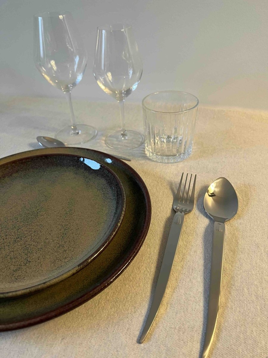 Assiette à dessert HOLIDAYS kaki en grès - B&Inside