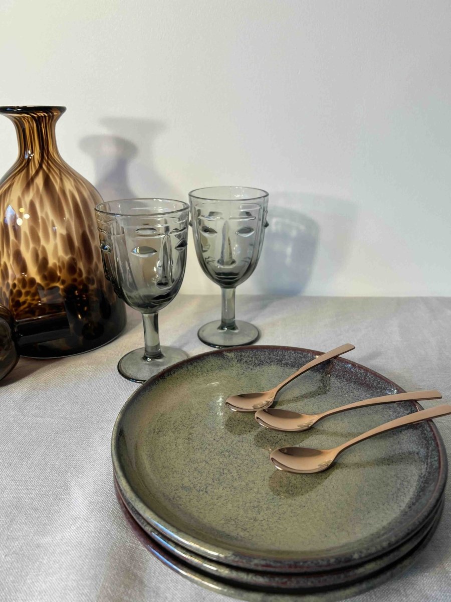 Assiette à dessert HOLIDAYS kaki en grès - B&Inside