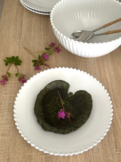 Assiette ALCHEMILLE en grès forme feuille - B&Inside