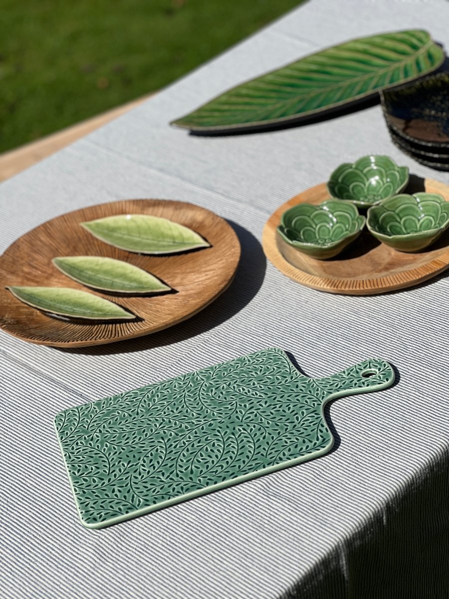 Assiette Feuille de Laurier Grès Fin Vert 18cm - Design Naturel Portugal - B&Inside