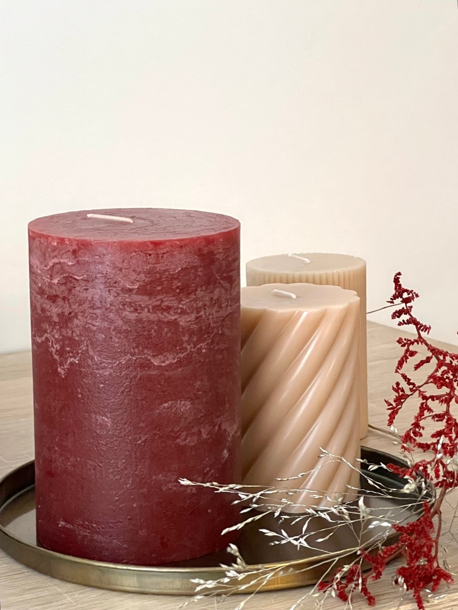 Bougies rustiques bordeaux - B&Inside