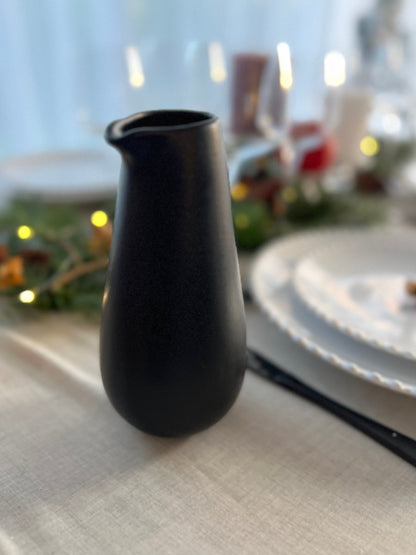 Carafe AlTO en grès noir mat - B&Inside