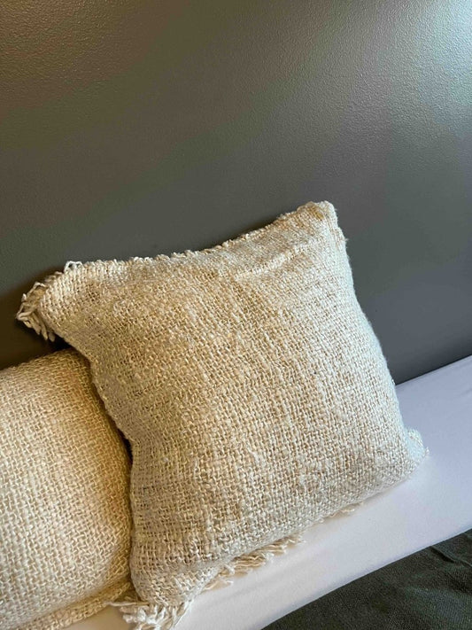 Coussin à frange FLOCON - coton écru - 3 tailles disponibles - B&Inside