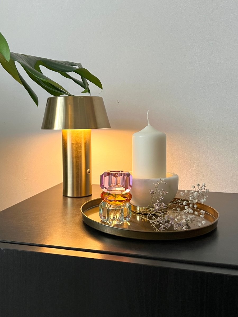 Lampe de table dorée VAGABONDE sans fil rechargeable - B&Inside
