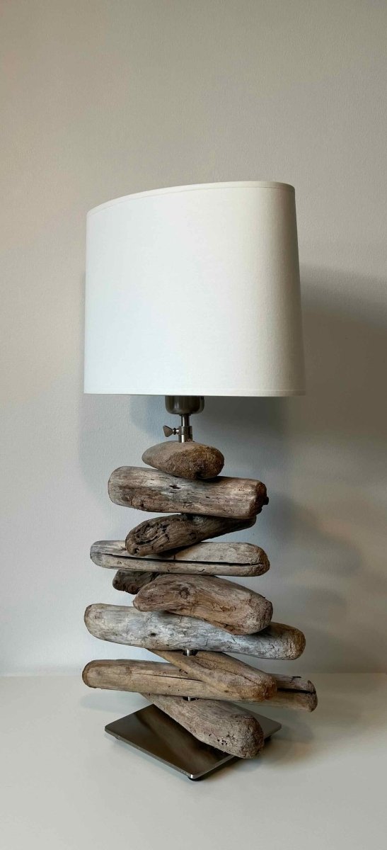 Lampe en bois flotté et abat - jour blanc LITTLE DRIFTWOOD - B&Inside