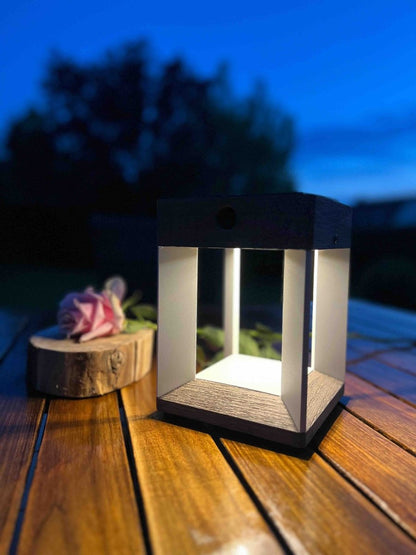 Lampe solaire de table TECKALU blanc 300 lumens - B&Inside