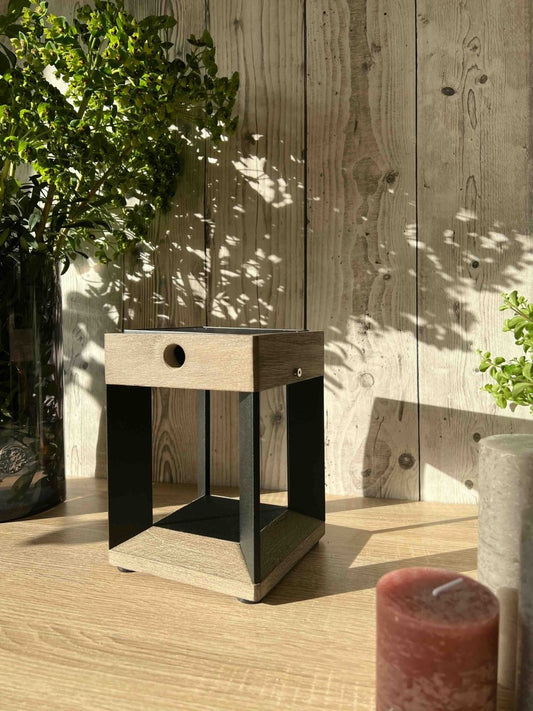 Lampe solaire de table TECKALU noir 300 lumens - B&Inside