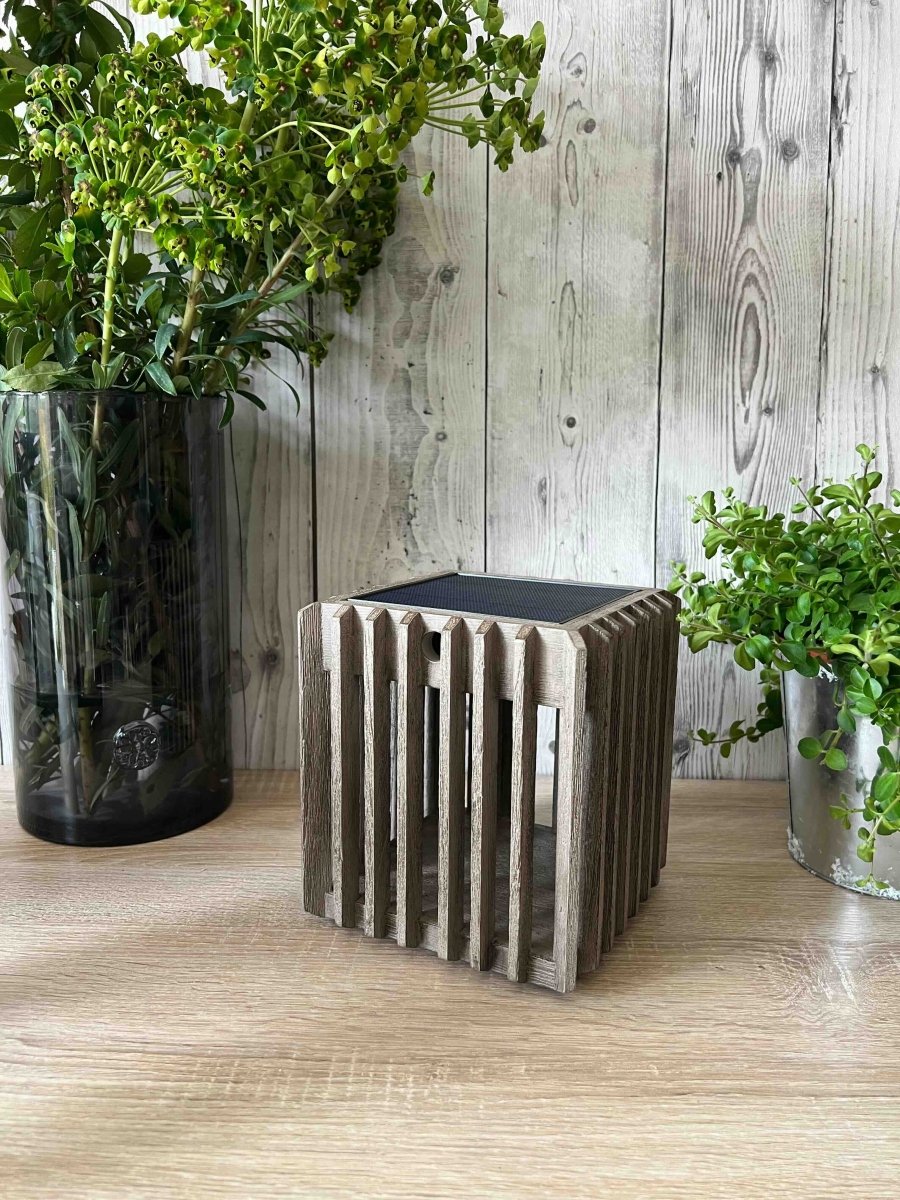 Lampe solaire de table VERTI 300 lumens - B&Inside