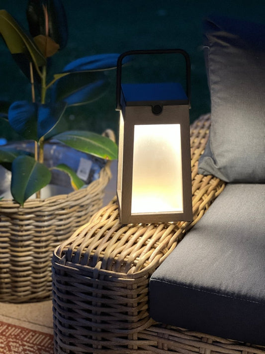 Lampe solaire portable TINKA - B&Inside