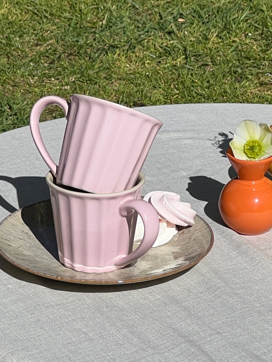 Mug ROSALINE - Mug rose poudrée en grès émaillé - B&Inside