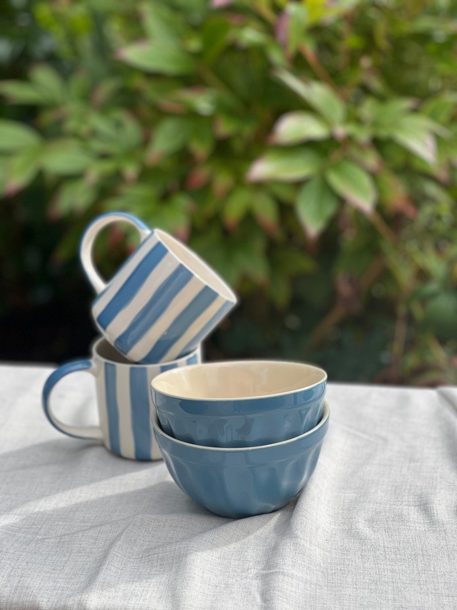 Mug STRIPES bleu et blanc - Céramique artisanale - B&Inside