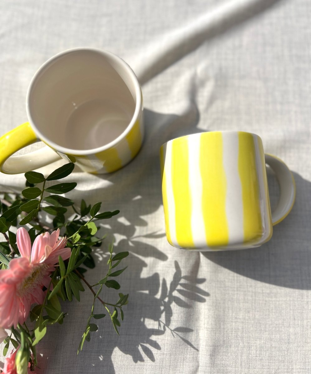 Mug STRIPES jaune et blanc - Céramique artisanale - B&Inside
