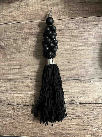 Porte - clés en coquillages blancs ou noirs - ONANG - B&Inside