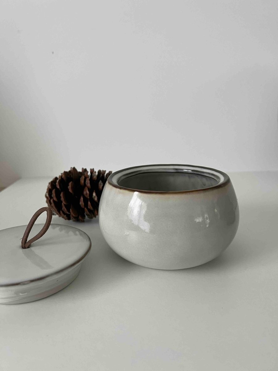 Pot Grès Gris Couvercle Cuir HARRY - Style Moderne - B&Inside