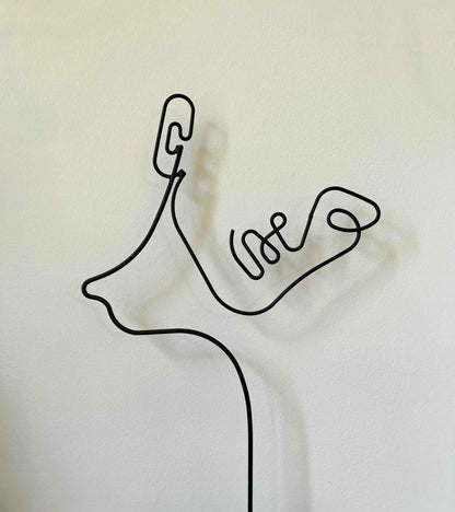 Sculpture décorative FACES - Duo de visages en métal noir - B&Inside