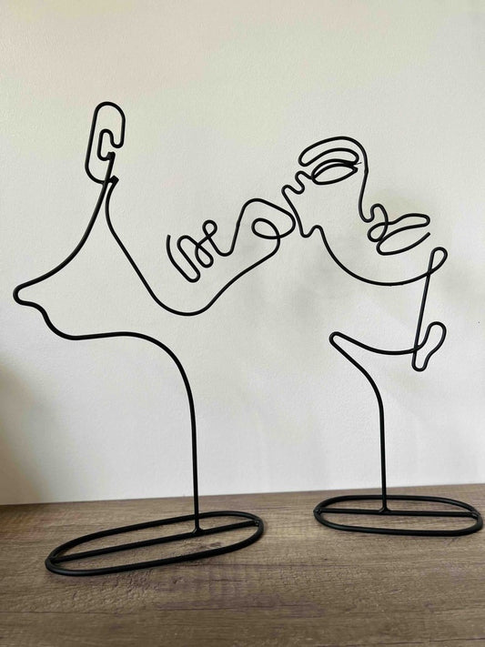 Sculpture décorative FACES - Duo de visages en métal noir - B&Inside