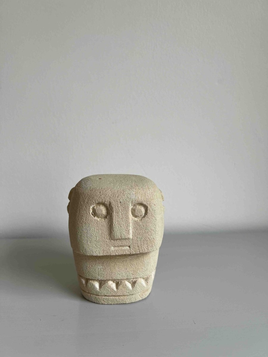 Statuette pierre TACIPI - Art traditionnel indonésien - B&Inside