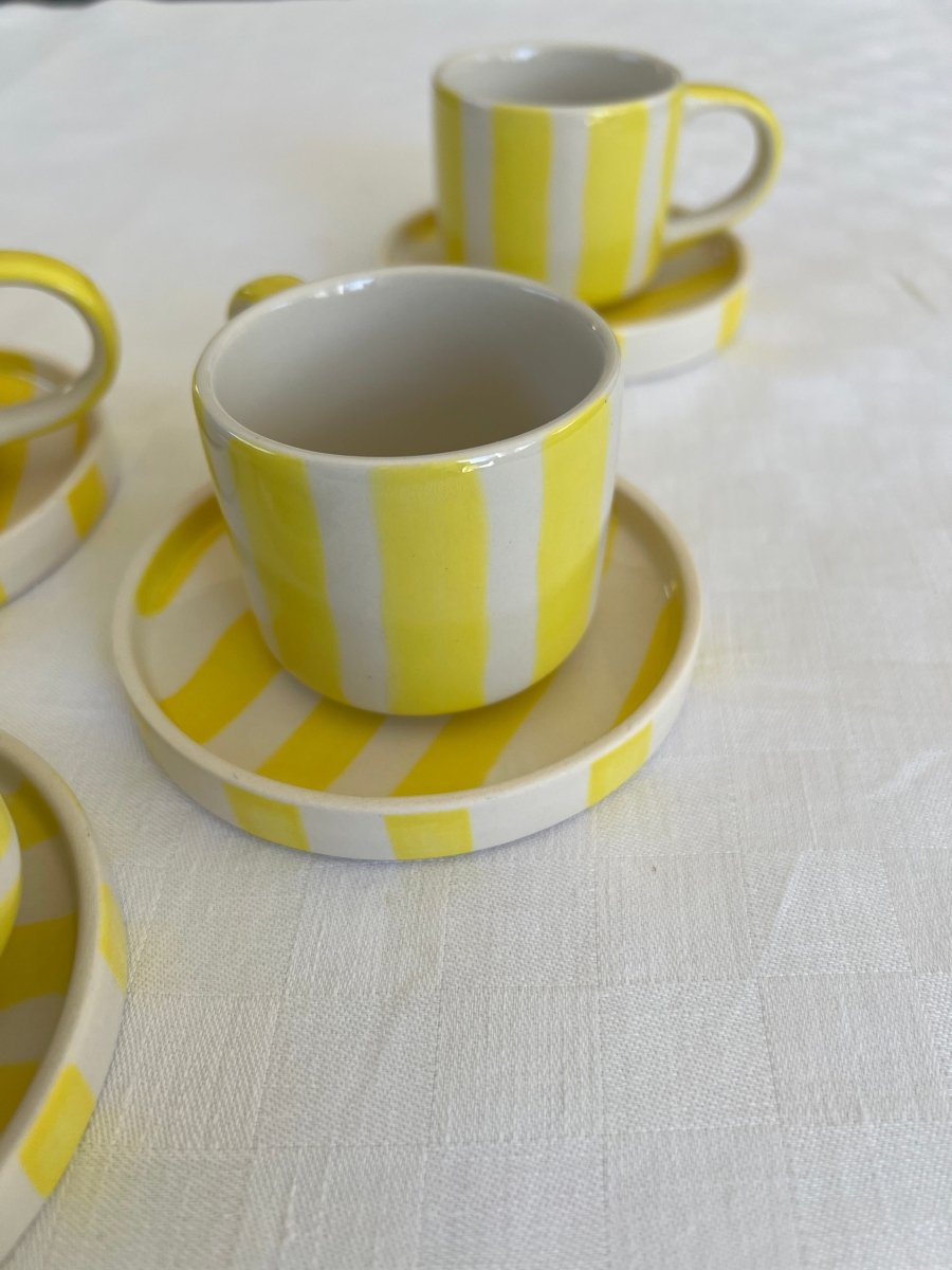 STRIPES EXPRESSO - Tasse et sous tasse de "Magazin Minori" - B&Inside