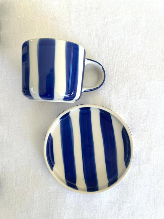 STRIPES EXPRESSO - Tasse et sous tasse de "Magazin Minori" - B&Inside