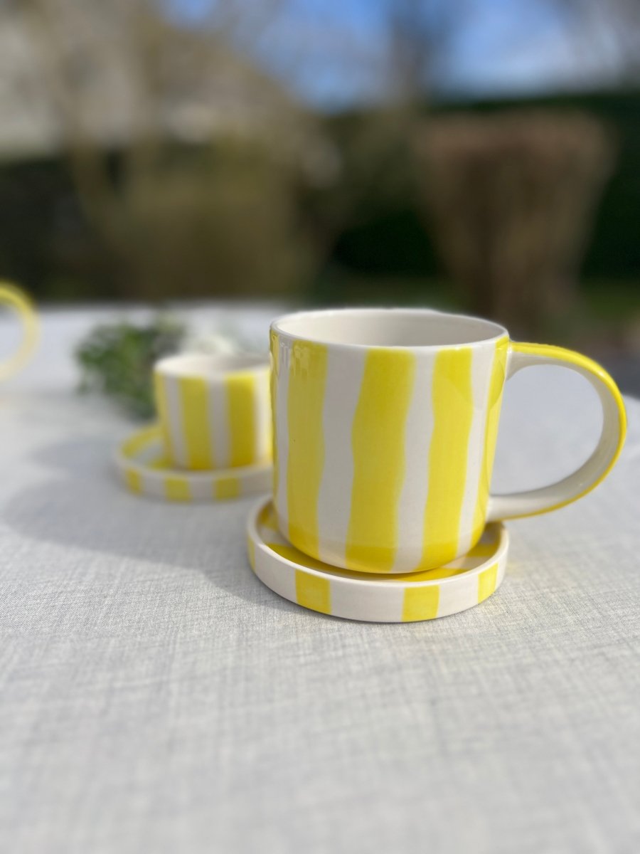 STRIPES - Mug à rayures de " Magazin Minori" rose - jaune - bleu - B&Inside