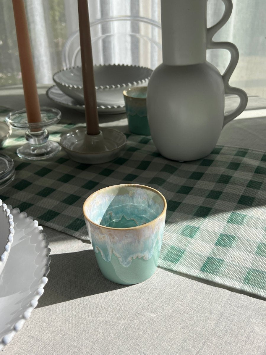 Tasse CAPRICE vert d'eau en grès fin - B&Inside