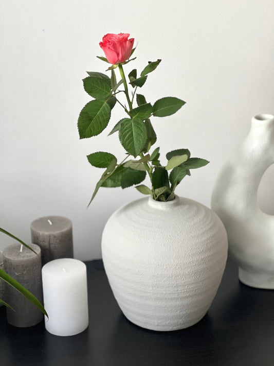 Vase CATIA - Céramique Gris Clair Design Moderne - B&Inside