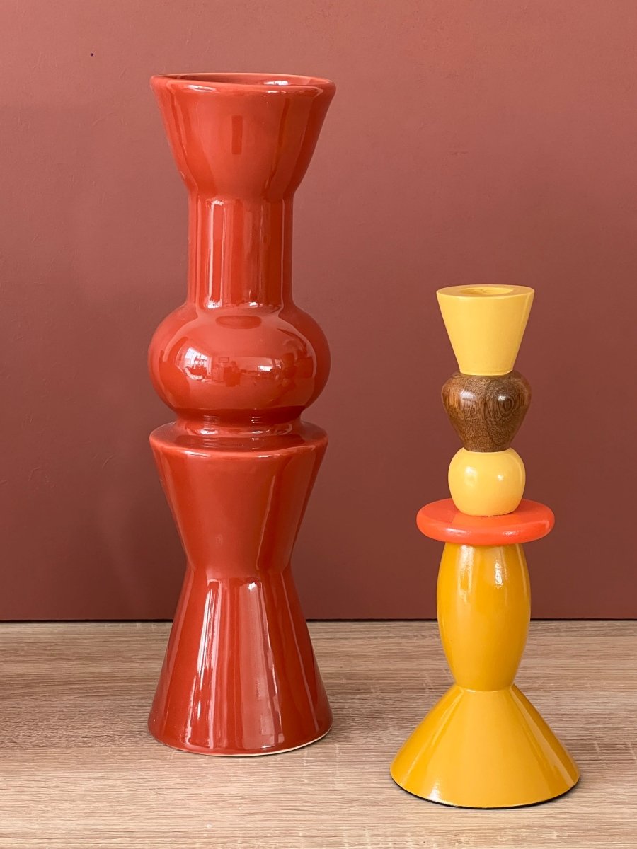 Vase MIRA rouge - Vase design pour fleurs longues tiges 30cm - B&Inside