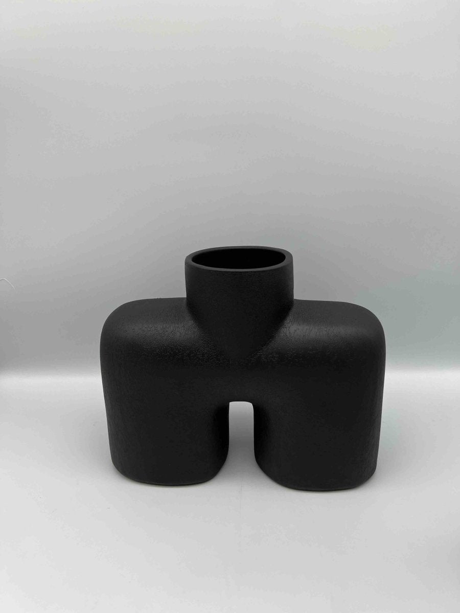 Vase noir incurvé PETIT SOBA - B&Inside