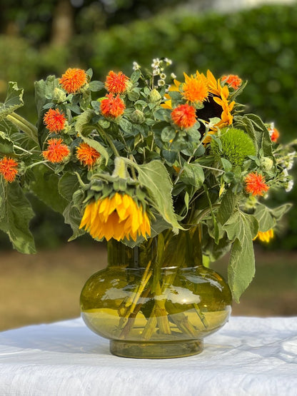 Vase rond en verre TUMMY vert olive - B&Inside