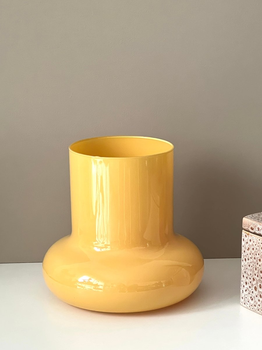 Vase SIPHO en verre recyclé opaque - B&Inside