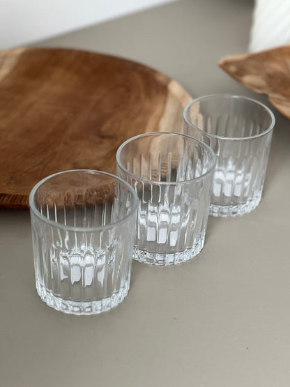 Verres à eau striés PRAGUE - B&Inside