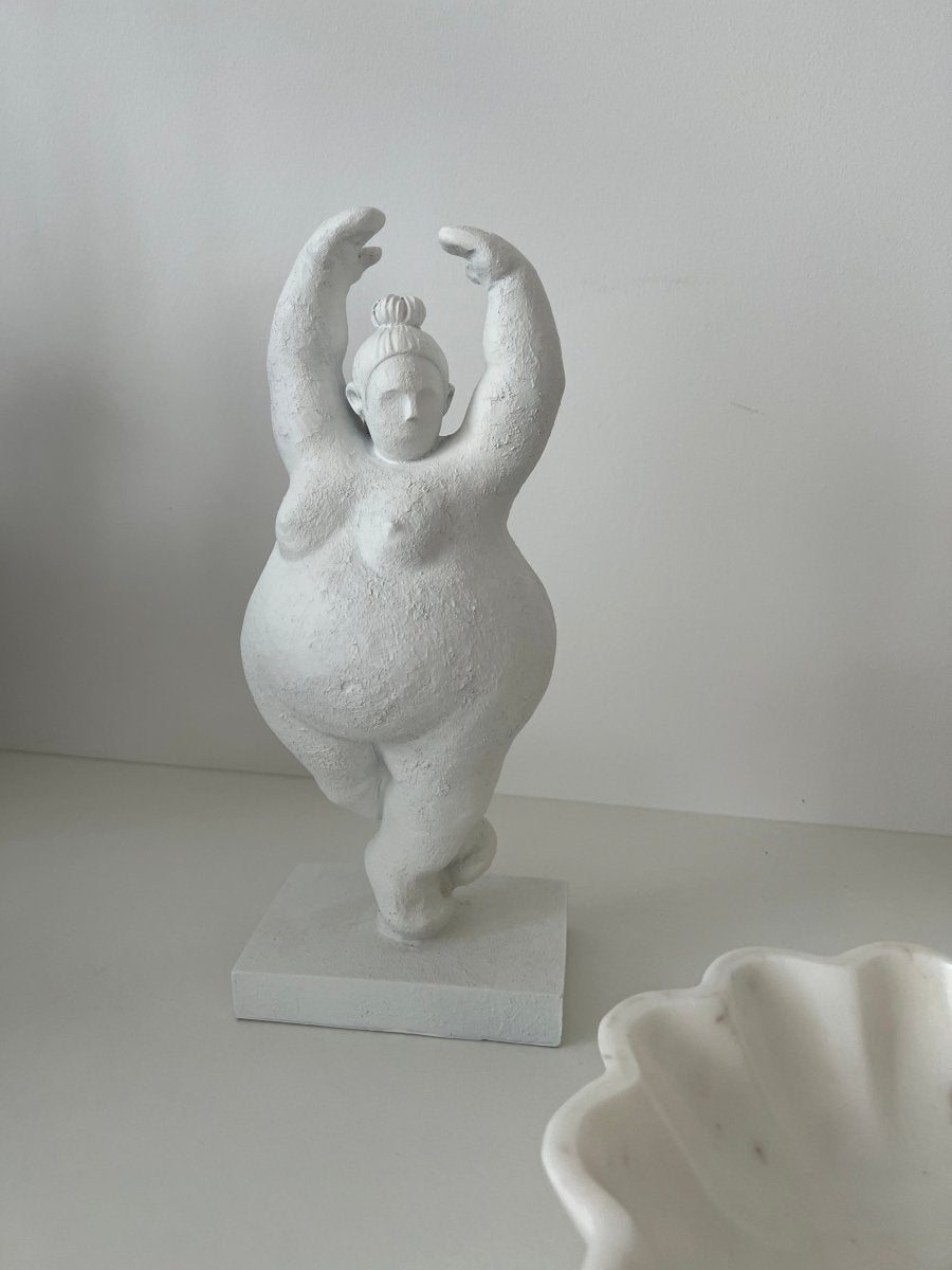 MAIA - Statuette blanche - B&Inside