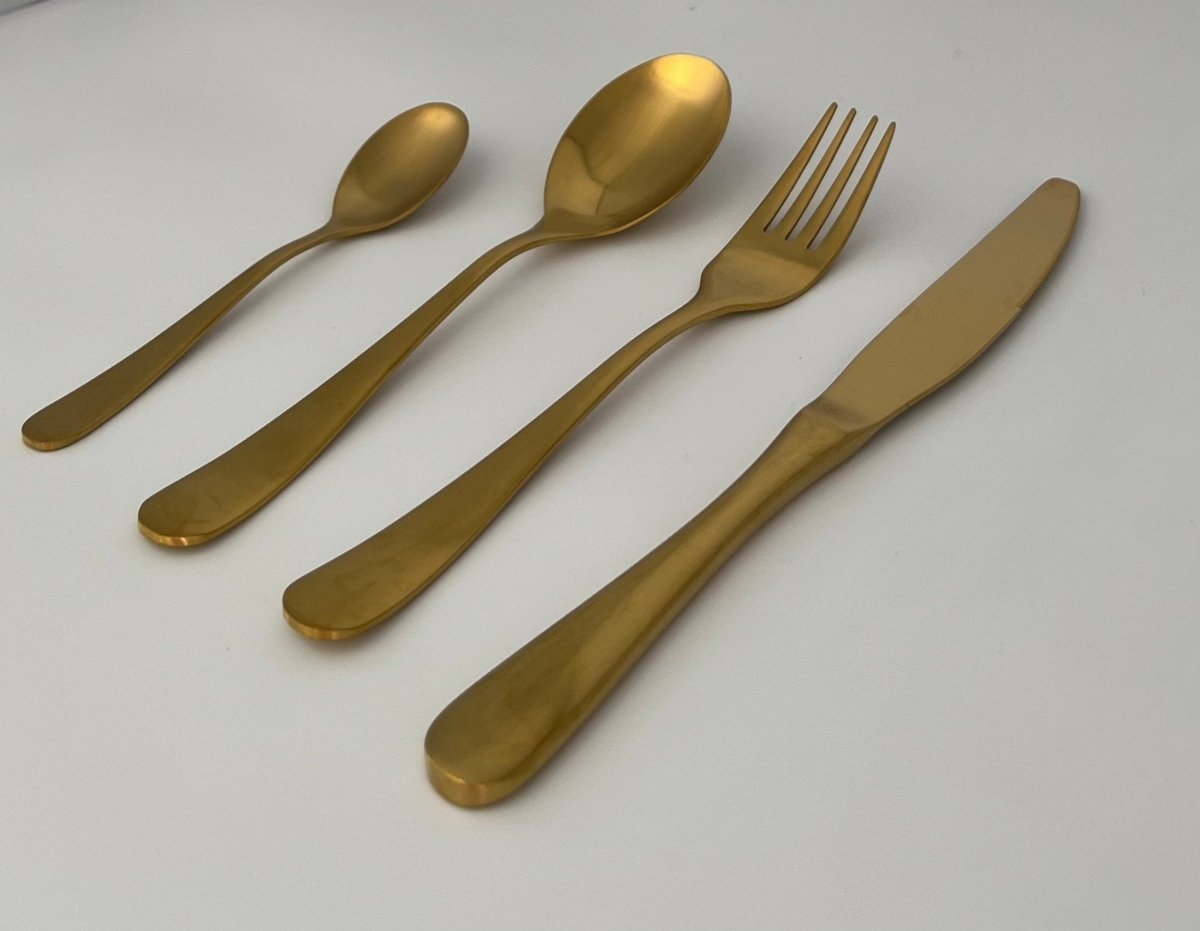 Service de 24 couverts dorés ADELIA - bninside